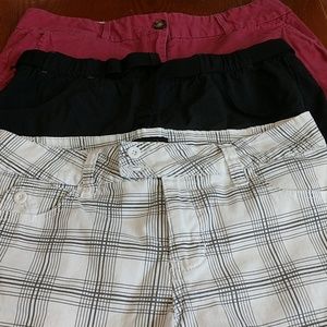 Lot of TWO Shorts M (8) LOFT YMI